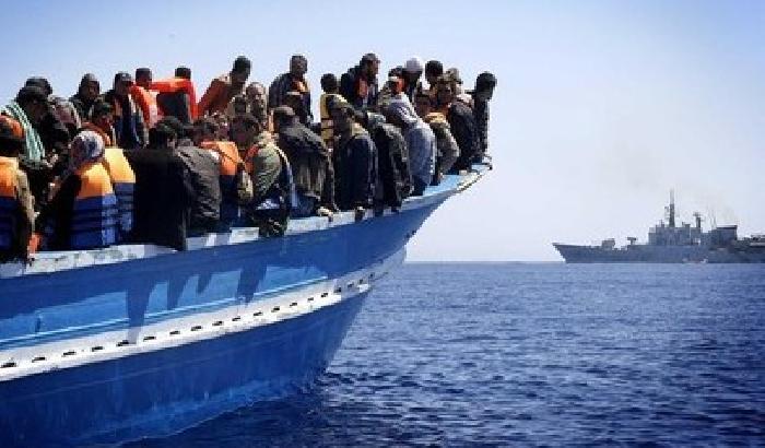 00ED54-NEWS_123233 Emergenza Mediterraneo: a Pozzallo i funerali di 45 migranti