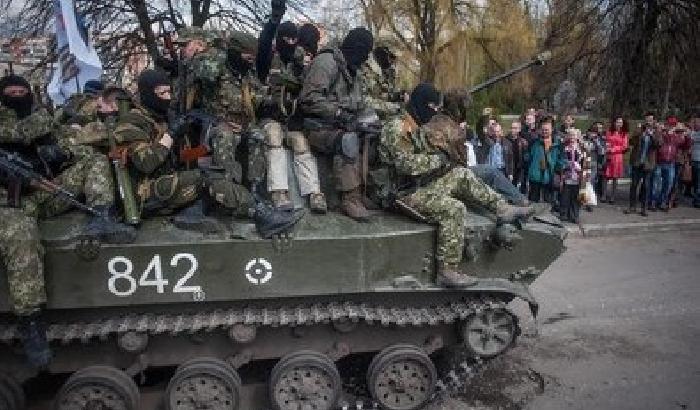 00F086-NEWS_124951 Ucraina: missili dei filorussi sugli sfollati