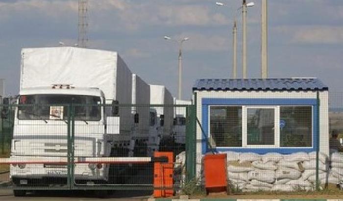 00F12F-NEWS_125317 Camion russi in Ucraina, Obama e Merkel accusano: Mosca provoca