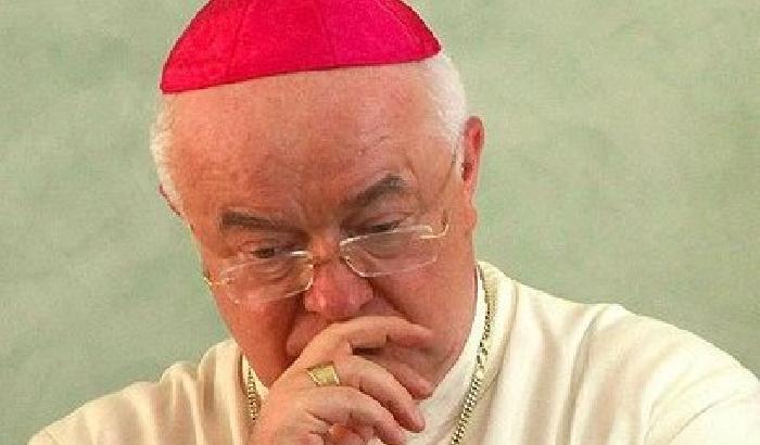 00F61C-NEWS_127695 Il Papa fa arrestare il vescovo pedofilo