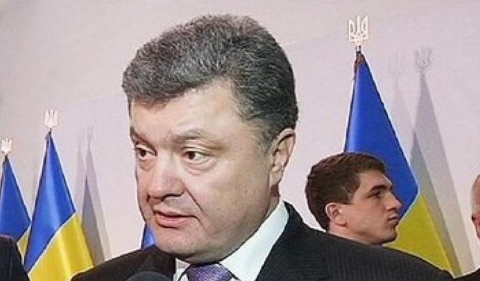 00F689-NEWS_127900-1 Poroshenko: per l'Ucraina il peggio è passato