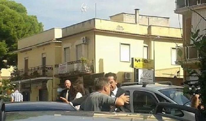 Pratiche più veloci in cambio di sesso. Iene incastrano dipendente comunale