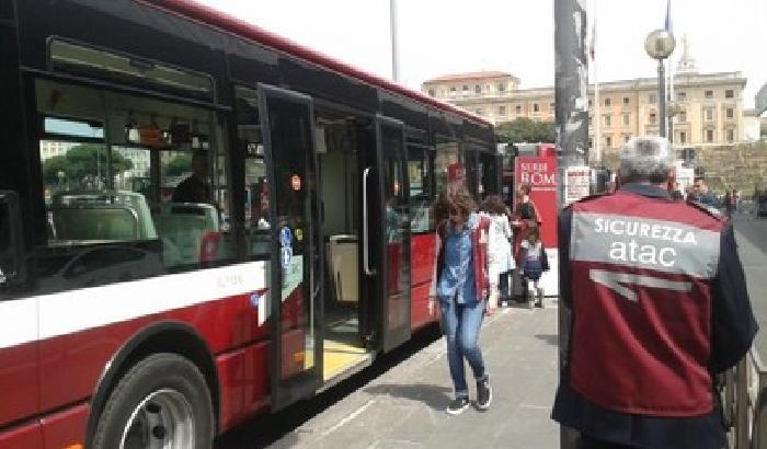 00FB6C-autobus-a-roma Autobus a Roma