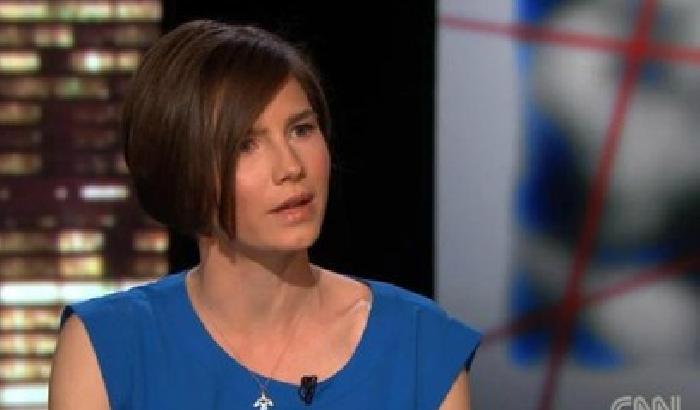 Amanda Knox, dalla condanna per omicidio a giornalista freelance