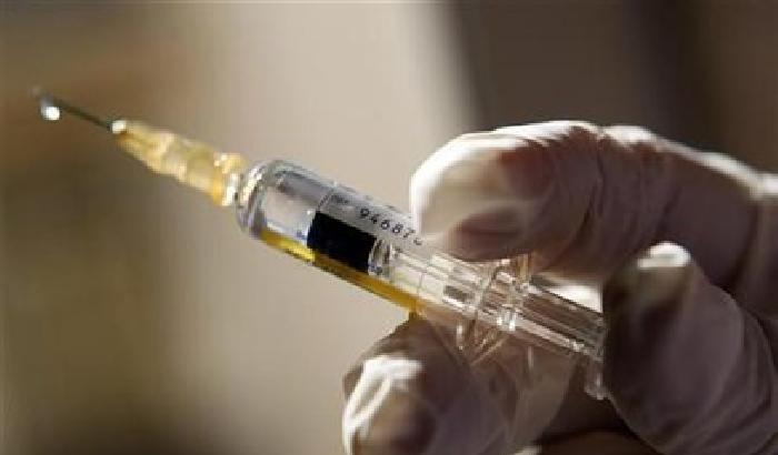 Vaccini killer: i decessi sospetti salgono a 12