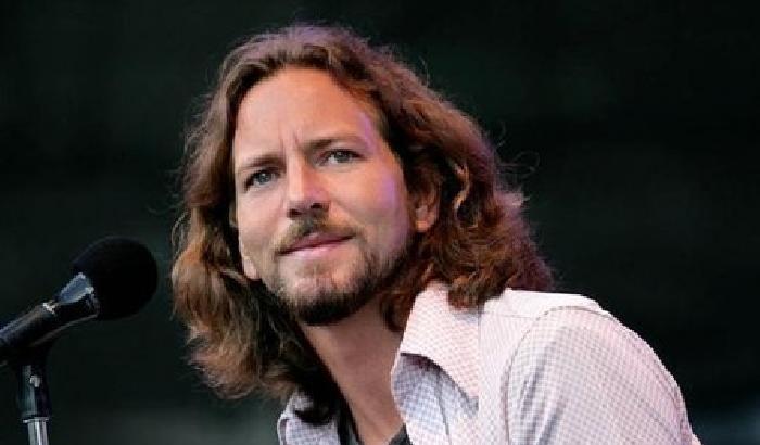 010743-eddie-vedder-leader-dei-pearl-jam Eddie Vedder, leader dei Pearl Jam