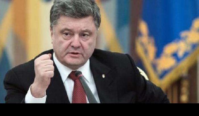 Poroschenko: rivoglio la Crimea. I cittadini: pensa alla crisi