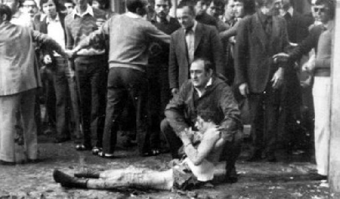 0113DA-NEWS_143047 Strage di piazza della Loggia: perquisizioni dei Ros, si cercano foto