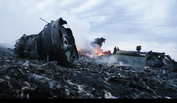 Non è stato un missile ad abbattere il Malaysian Airways in Ucraina