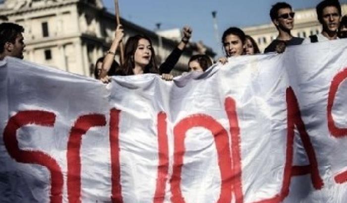Scuola, sindacati uniti: il 5 maggio sciopero generale