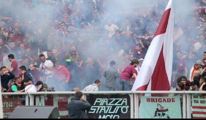 Bomba carta in Toro-Juventus: 4 identificati