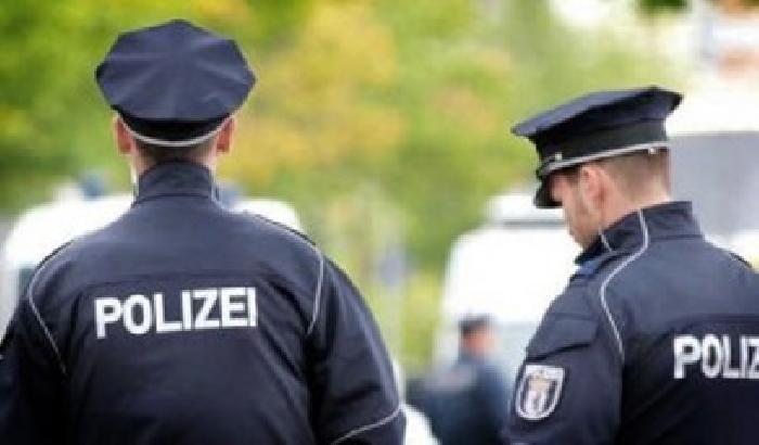 Bomba con i chiodi: così gli islamisti preparavano l'attentato in Germania