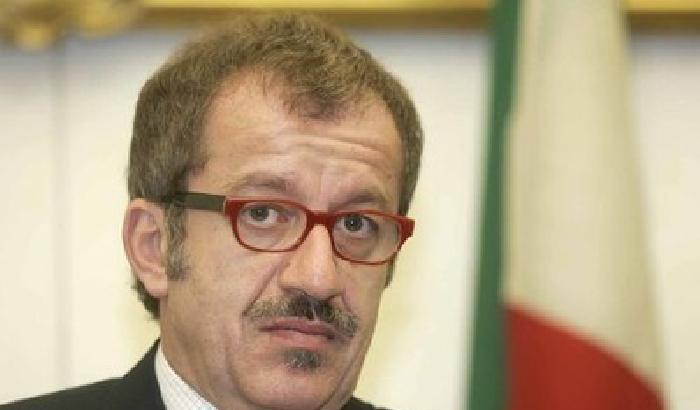 I giudici: Maroni favorì la Paturzo, aveva una relazione con lei