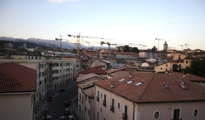 011C0E-NEWS_147220 Sfruttamento manodopera per ricostruzione, arresti