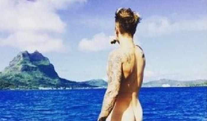 Su Instagram le foto di Justin Bieber nudo che fanno il giro del web