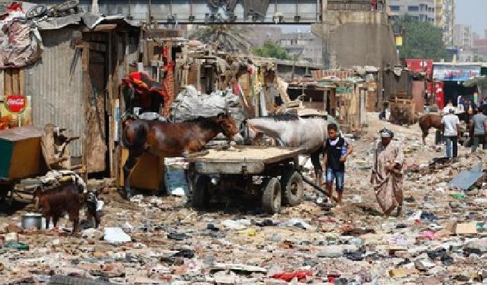 Vivere nella baraccopoli di Eshash el-Sudan, a due passi dal Cairo