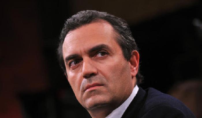 La denuncia di De Magistris: "Napoli è una polveriera ma a Roma non se ne rendono conto"