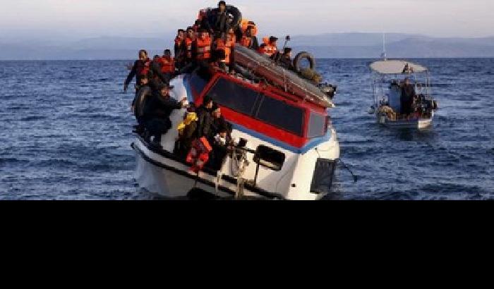 Migranti, Lesbo non ha più tombe