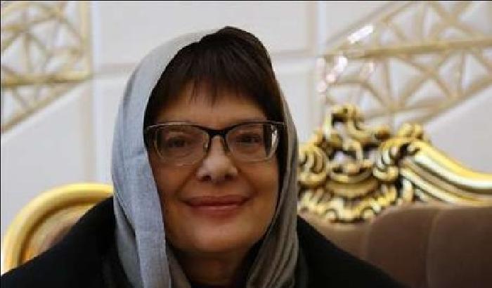 La presidentessa col velo sbagliato in Iran