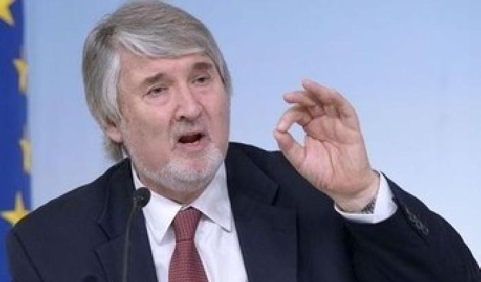 Poletti: non più ora lavoro, ma la paga in base agli obiettivi