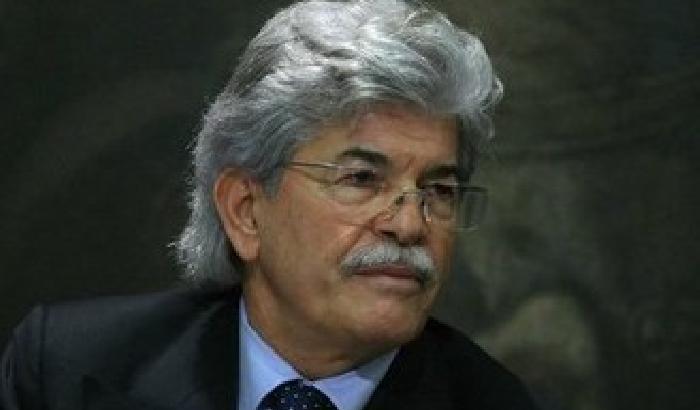 Stepchild adoption, Razzi: non capisco, traducete in abruzzese