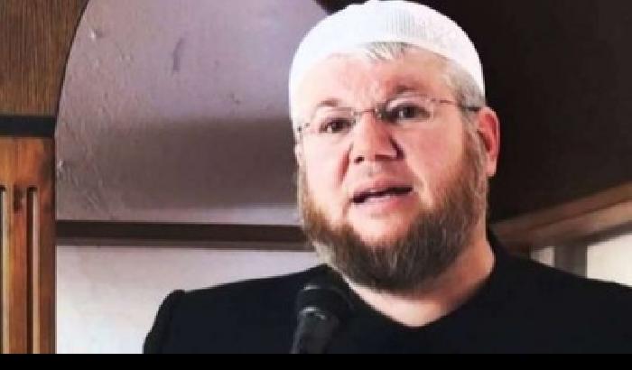 Kosovo: sospeso l'imam che vuole gli ottomani