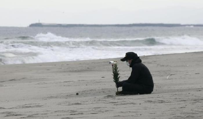 0150E2-NEWS_175946 Fukushima, 5 anni dopo. Il Giappone si ferma