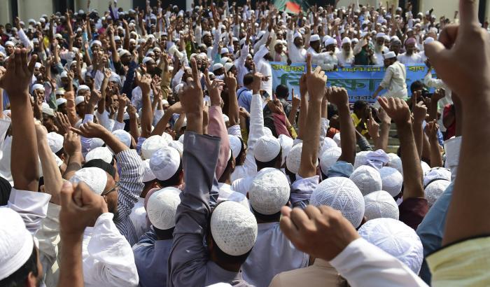 Gli islamisti sempre più aggressivi in Bangladesh