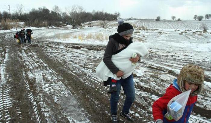 Migranti: quei morti ignoti nei sentieri alpini al confine con la Francia