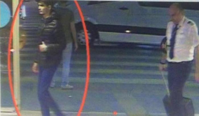 Strage dell'aeroporto, proseguono le indagini: identificati i kamikaze