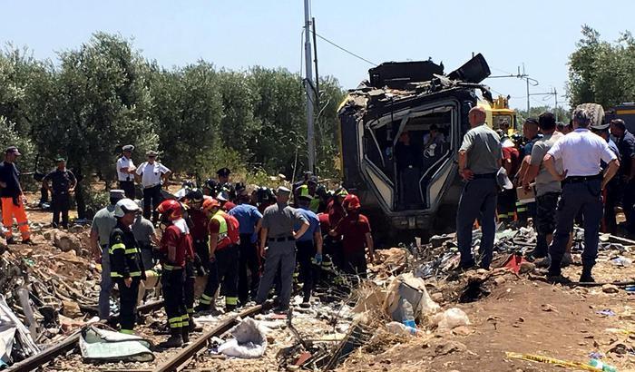 Scontro tra treni in Puglia