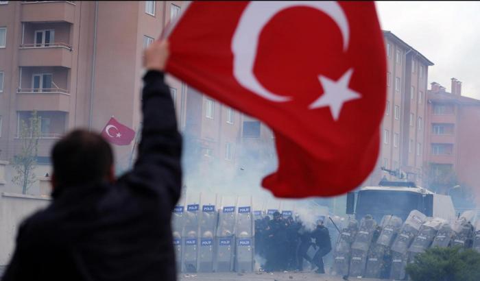 Turchia e Egitto vittime del fascismo religioso e di quello militare