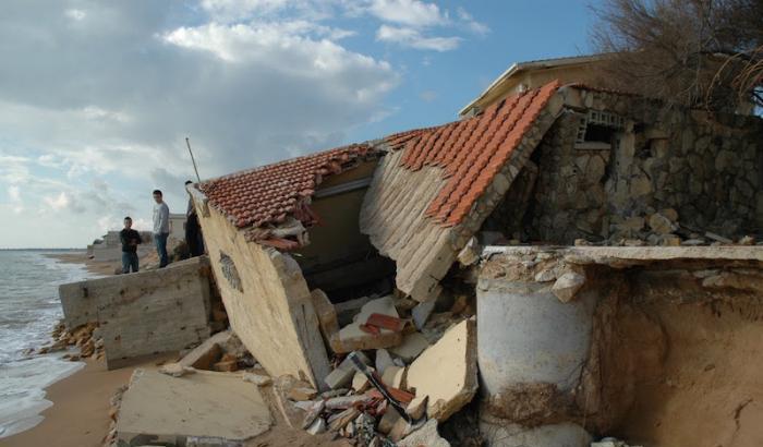 Sicilia, ecco i nomi di chi tenta l'ennesimo condono degli abusi