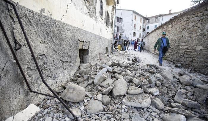 032981-amatrice-dopo-il-sisma Amatrice dopo il sisma