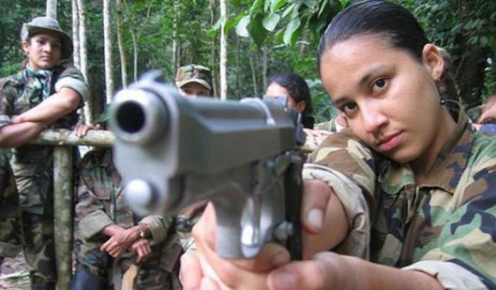 Ragazzi soldato in Colombia