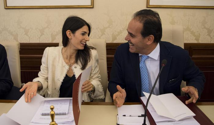 Virginia Raggi con  Andrea Marcucci, presidente della Commissione Cultura e Sport del Senato