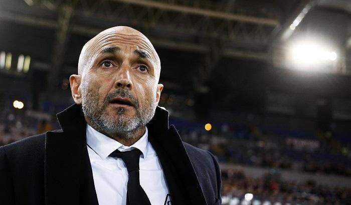 La frecciata di Spalletti: regala a Ilary Piccolo uomo di Mia Martini