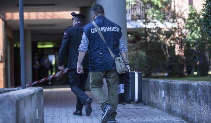 Carabinieri sul luogo del delitto