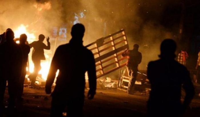 I momenti successivi all'attentato dell'Isis