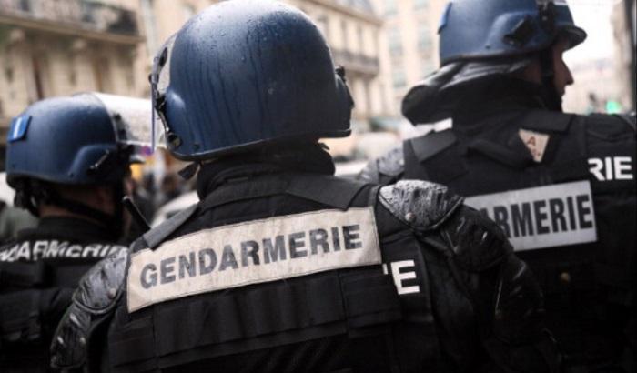 03323A-polizia-francese Polizia francese