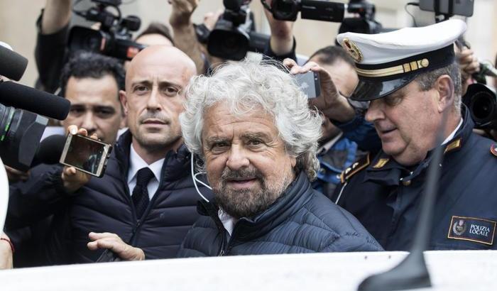 Beppe Grillo dopo l'incontro con Virginia Raggi e i consiglieri capitolini