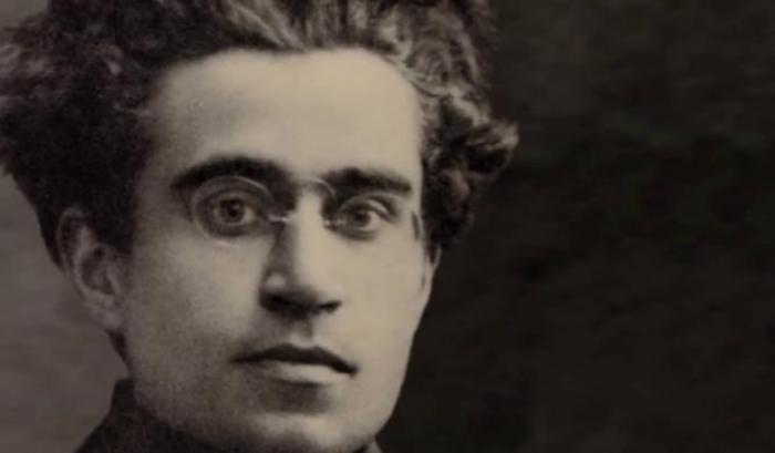 Così Antonio Gramsci raccontò su l'Avanti  la Rivoluzione d'Ottobre