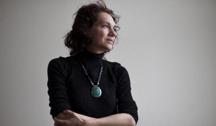 La scrittrice Asli Erdogan
