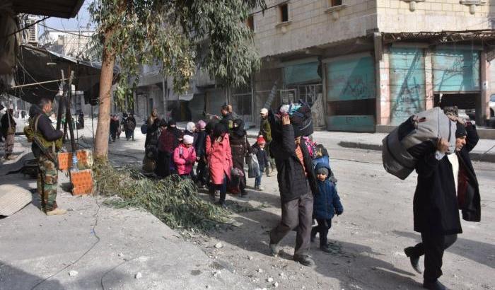 033ECD-crimi-umanitaria-ad-aleppo Crimi umanitaria ad Aleppo