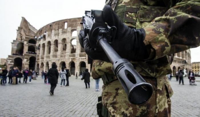 033FF6-forze-di-sicurezza-in-italia Forze di sicurezza in Italia