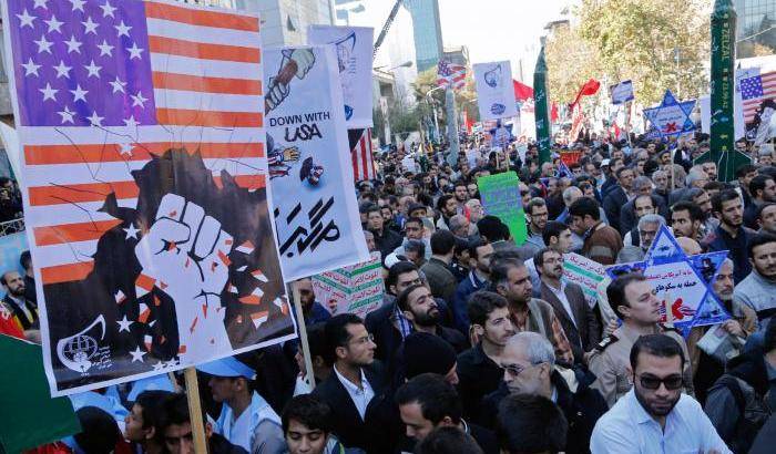 Proteste anti-americane in Iran