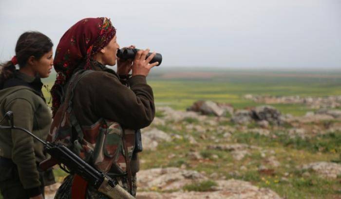 Combattenti curdo-siriane dell'Ypj