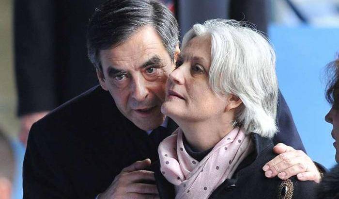 034FE8-francois-fillon-e-la-moglie-penelope Francois Fillon e la moglie Penelope