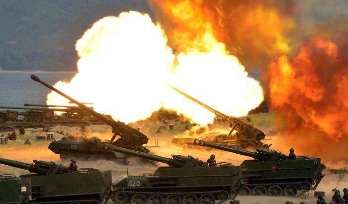 03581C-dimostrazioni-di-mezzi-pesanti-della-corea-del-nord Dimostrazioni di mezzi pesanti della Corea del Nord