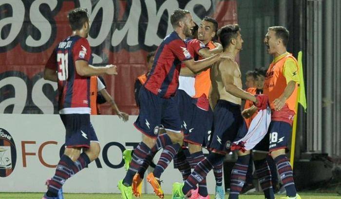 00049773-miracolo-del-crotone-che-resta-in-serie-a Miracolo del Crotone che resta in serie A